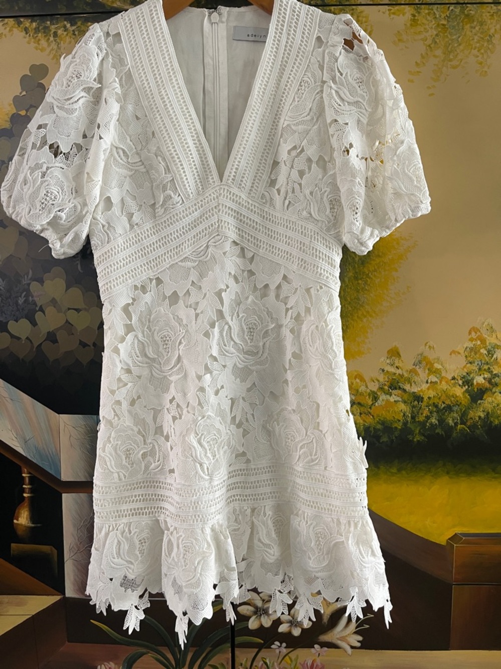 Adelyn Rae White Floral Lace V-Neck Mini Dress